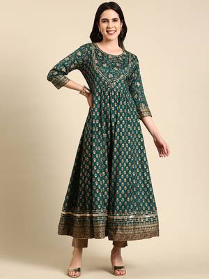 women's ankle length scoop neck green floral anarkali kurta 1