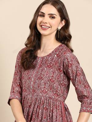 women's calf length scoop neck maroon ethnic motifs anarkali kurta 1