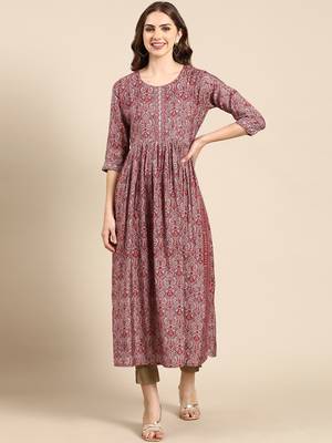 women's calf length scoop neck maroon ethnic motifs anarkali kurta 2
