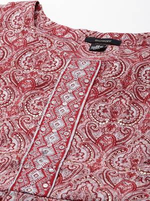 women's calf length scoop neck maroon ethnic motifs anarkali kurta 3