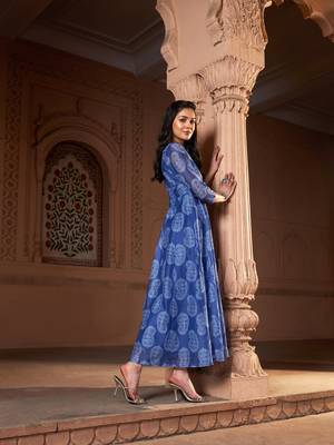 Blue Chanderi Paisley Long Anarkali Kurta 2