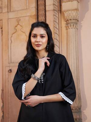 Black Lace Detail Short Kurti With Palazzos 2