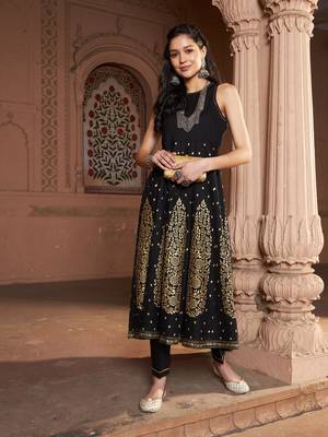 Black Kali Foil Sleeveless Anarkali Kurta With Pants 1