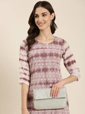 women's calf length round neck mauve embellished straight kurta 1