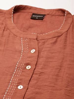 women's calf length round neck pink solid straight kurta 3
