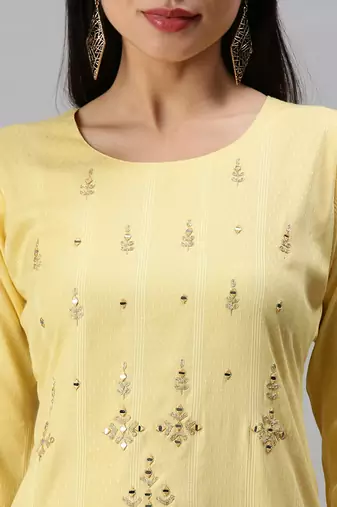 women's calf length round neck yellow striped straight kurta