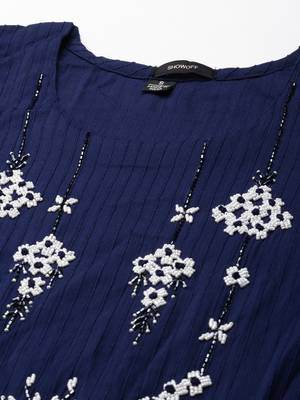 Showoff women's knee length round neck navy blue woven design straight kurta 3
