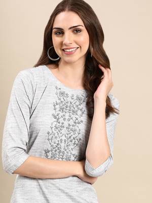 women's calf length round neck grey woven design straight kurta 2