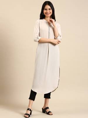 women's calf length mandarin collar off white solid straight kurta 4
