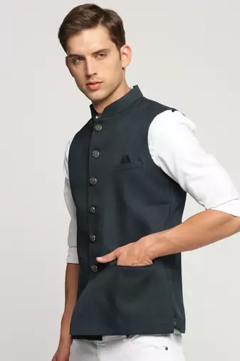 SHOWOFF Men's Slim Fit Mandarin Collar Solid Green Nehru Jacket