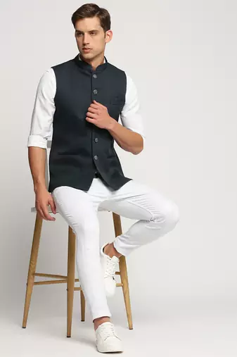 SHOWOFF Men's Slim Fit Mandarin Collar Solid Green Nehru Jacket