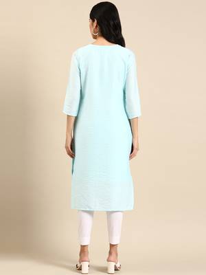 Showoff women's calf length round neck blue solid straight kurta 4