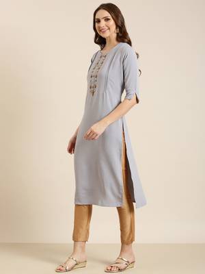 women's calf length round neck grey solid straight kurta 4