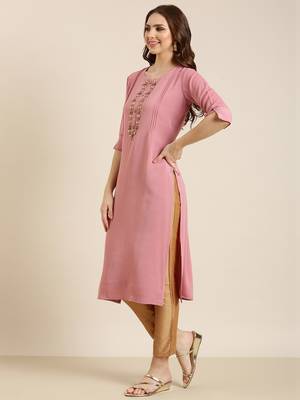 women's calf length round neck pink solid straight kurta 4