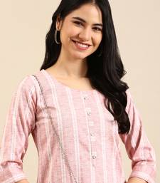 women's calf length round neck peach woven design straight kurta