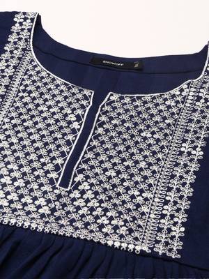 women's calf length round neck navy blue solid straight kurta 3