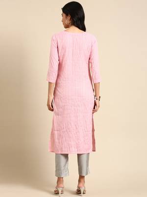 Showoff women's calf length round neck pink woven design straight kurta 5