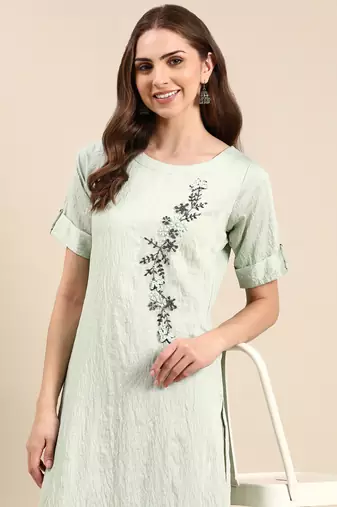 women's calf length round neck sea green solid straight kurta