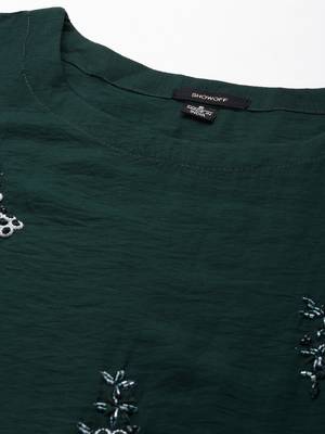 women's calf length scoop neck green embellished straight kurta 3