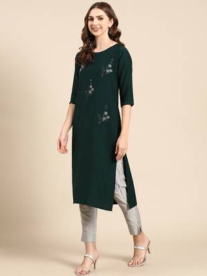 women's calf length scoop neck green embellished straight kurta 4