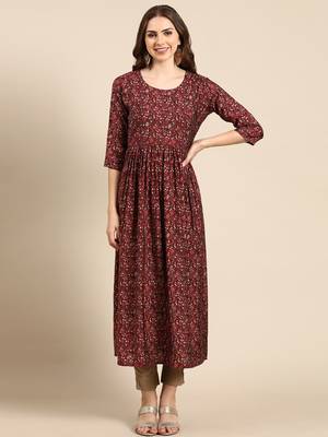 women's calf length scoop neck maroon floral anarkali kurta 1