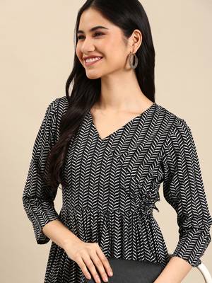 women's calf length v-neck navy blue chevron a-line kurta 2