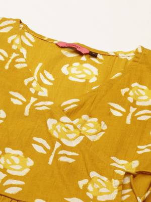 Showoff women's calf length v-neck mustard floral a-line kurta 3