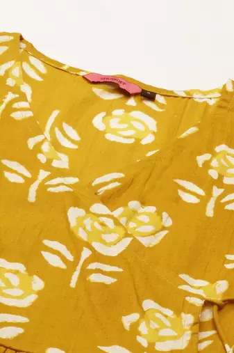 Showoff women's calf length v-neck mustard floral a-line kurta