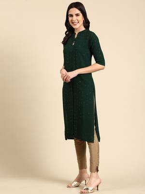 Showoff women's knee length mandarin collar green embellished straight kurta 5