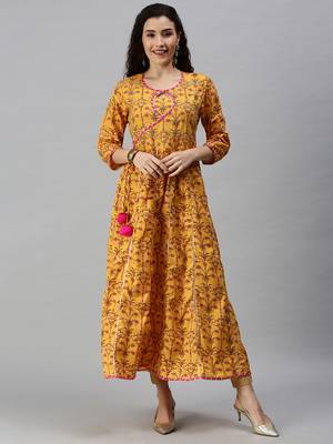 women's calf length keyhole neck yellow floral anarkali kurta comes with duppatta 3