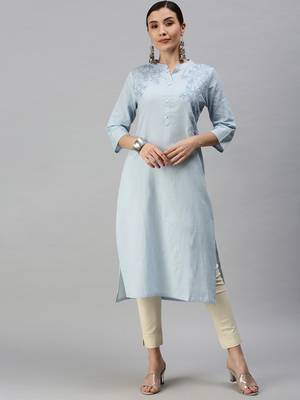 women's calf length mandarin collar blue floral straight kurta 3