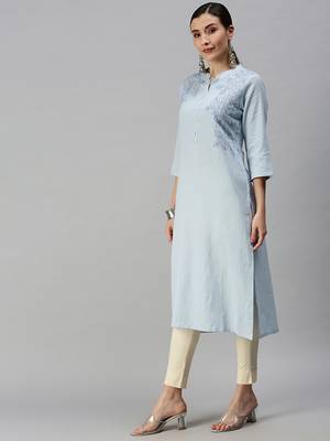 women's calf length mandarin collar blue floral straight kurta 4