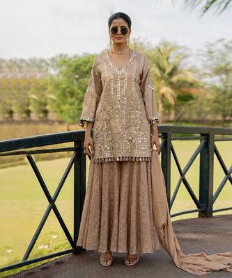 Rose gold tissue embroidered gharara set 1