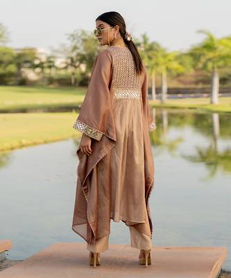 Rose gold tissue embroidered kaftan pant set 4