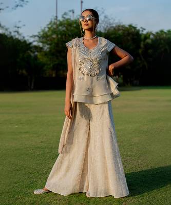 Gold tissue embroidered peplum top flared pant set 3