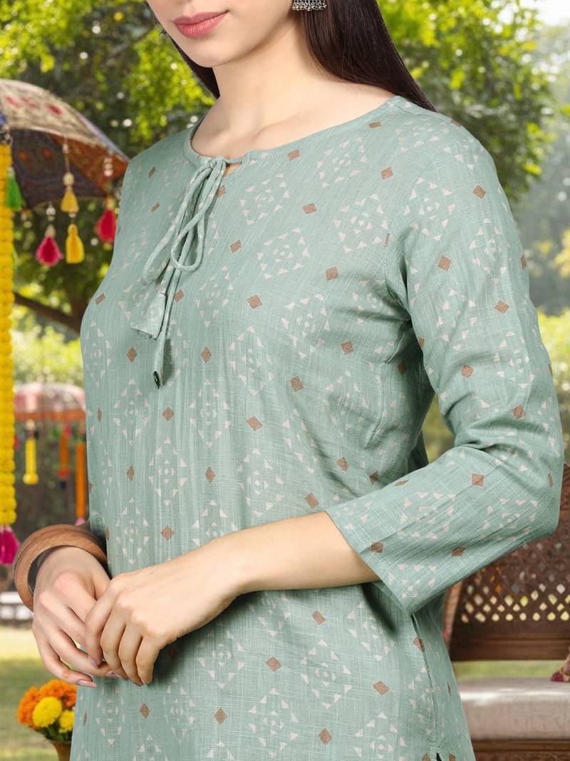 women green cotton geometric printed straight kurta