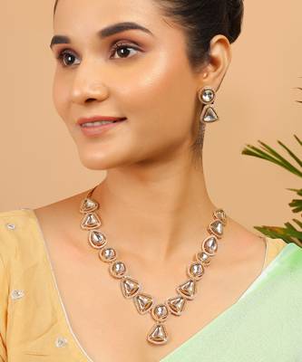 Gold toned  kundan polki necklace set 1