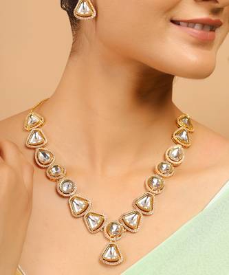 Gold toned  kundan polki necklace set 3