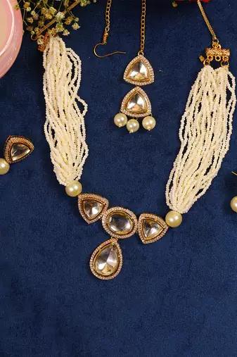 Pearl beaded kundan polki necklace with earrings & maang tikka