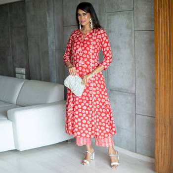 Women's Red Pure Muslin Heavy Digital Printed Kurta Pant Set 1