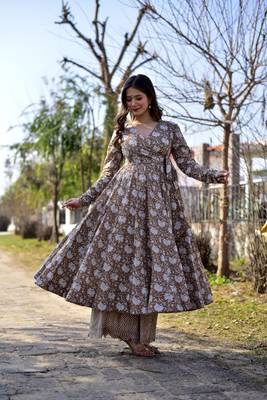 Women's Coffee Cotton Silk Heavy Digital Printed Kurta Plazo Set 2