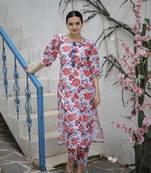 Women's Multicolor Pure Muslin Heavy Digital Printed Kurta Pant Set