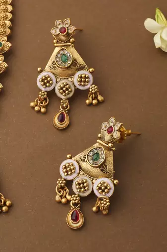 Multicolour Necklace Set With Long Earrings