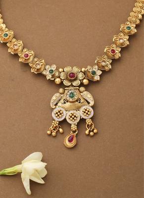 Multicolour Necklace Set With Long Earrings 4