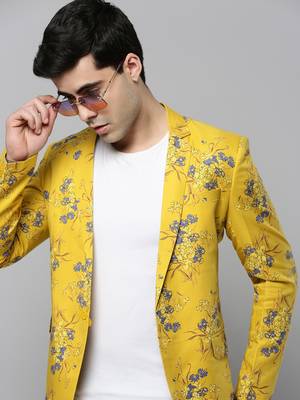 SHOWOFF Men's Notched Lapel Printed Yellow Open Front Blazer 1