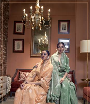Rajtex Yellow Woven Linen-Saree With Blouse 2