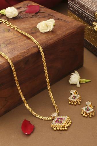 Gold Plated Necklace Set with Diamond-Shaped Earrings