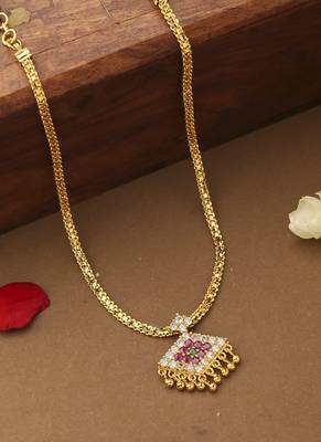 Gold Plated Necklace Set with Diamond-Shaped Earrings 2