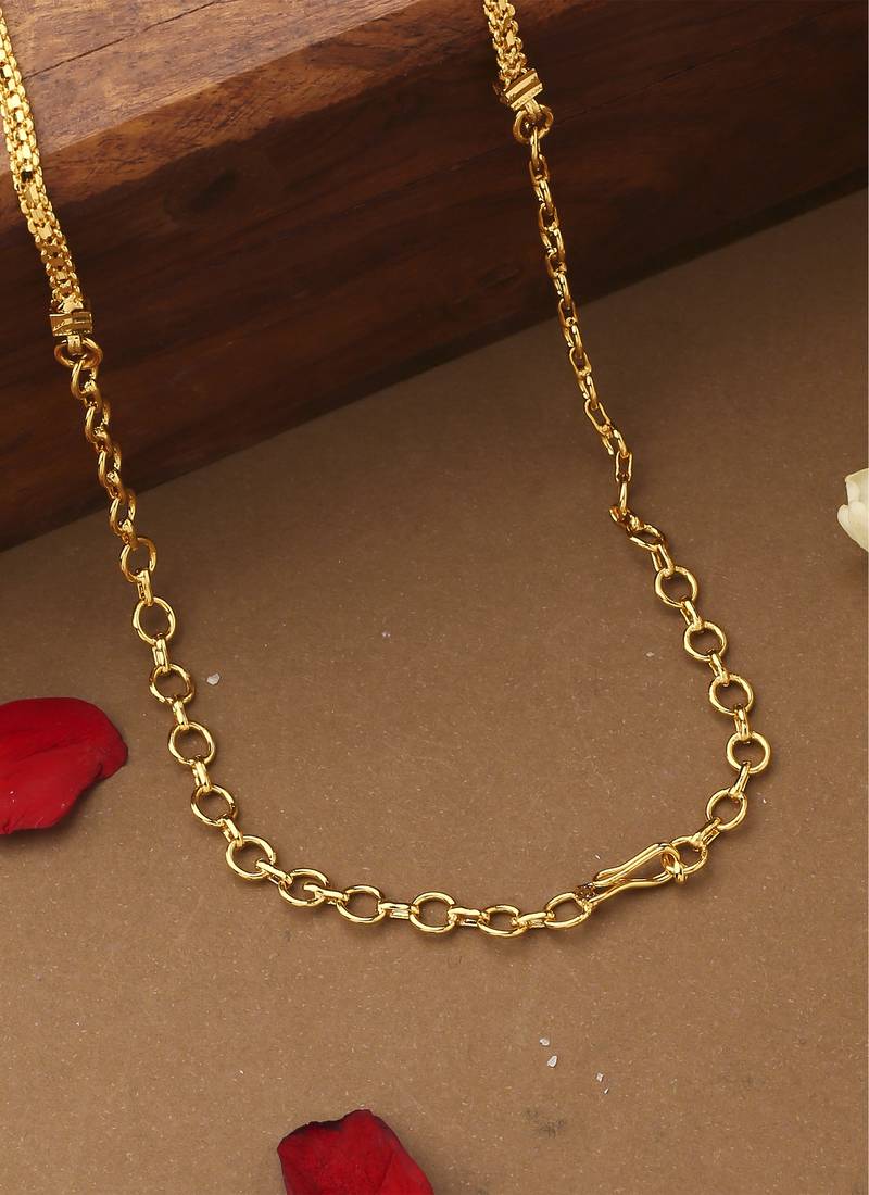 Gold Plated Necklace Set with Diamond-Shaped Earrings