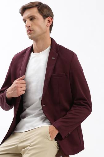 SHOWOFF Men's Notched Lapel Solid Maroon Single-Breasted Blazer
